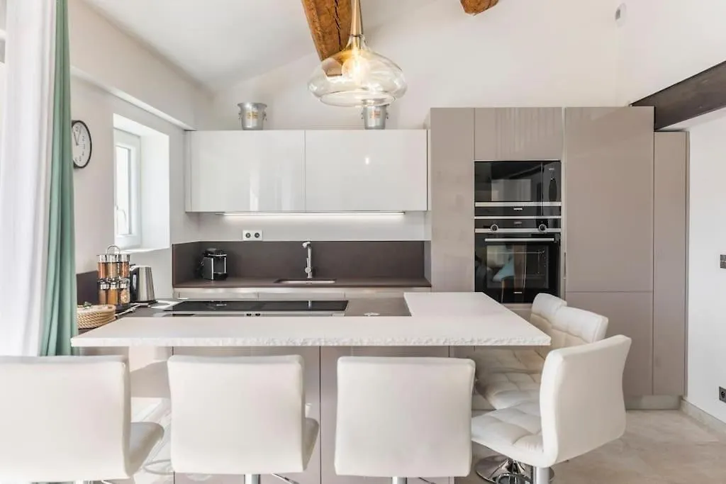 Facing D Port Of Cannes Duplex With A View